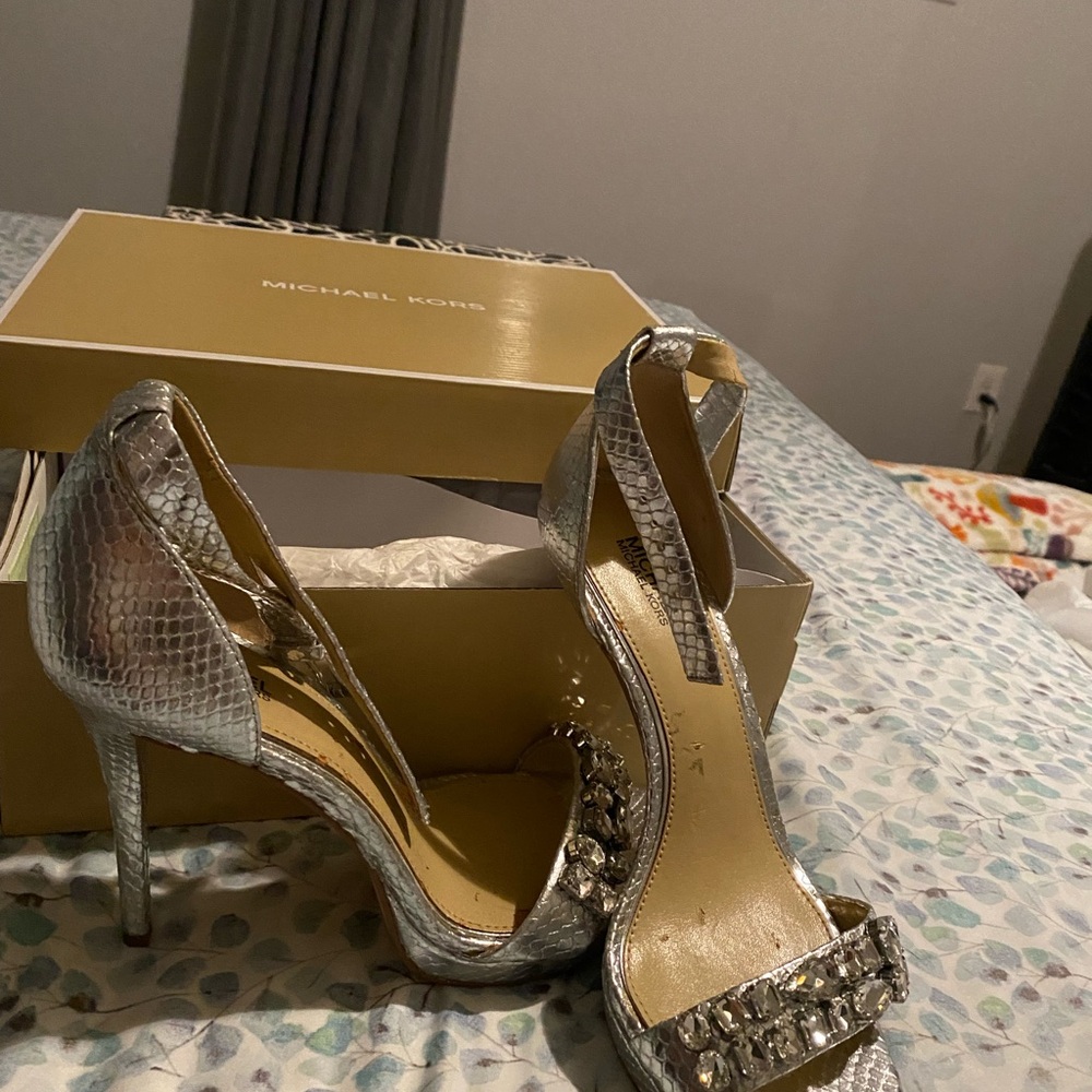 Women high heels used, size 7.5 silver with rhinestone